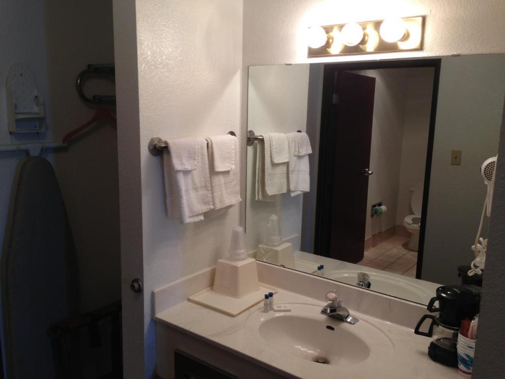 Brentwood Inn & Suites Hobbs Luaran gambar